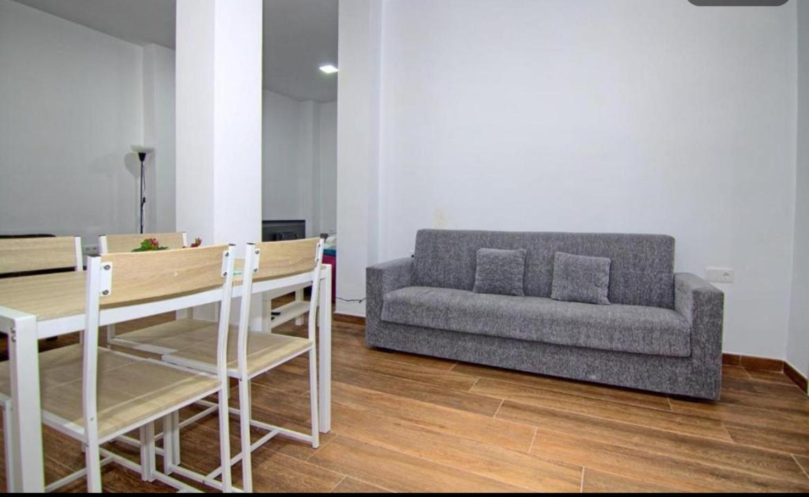 Grand Huelin Apartament